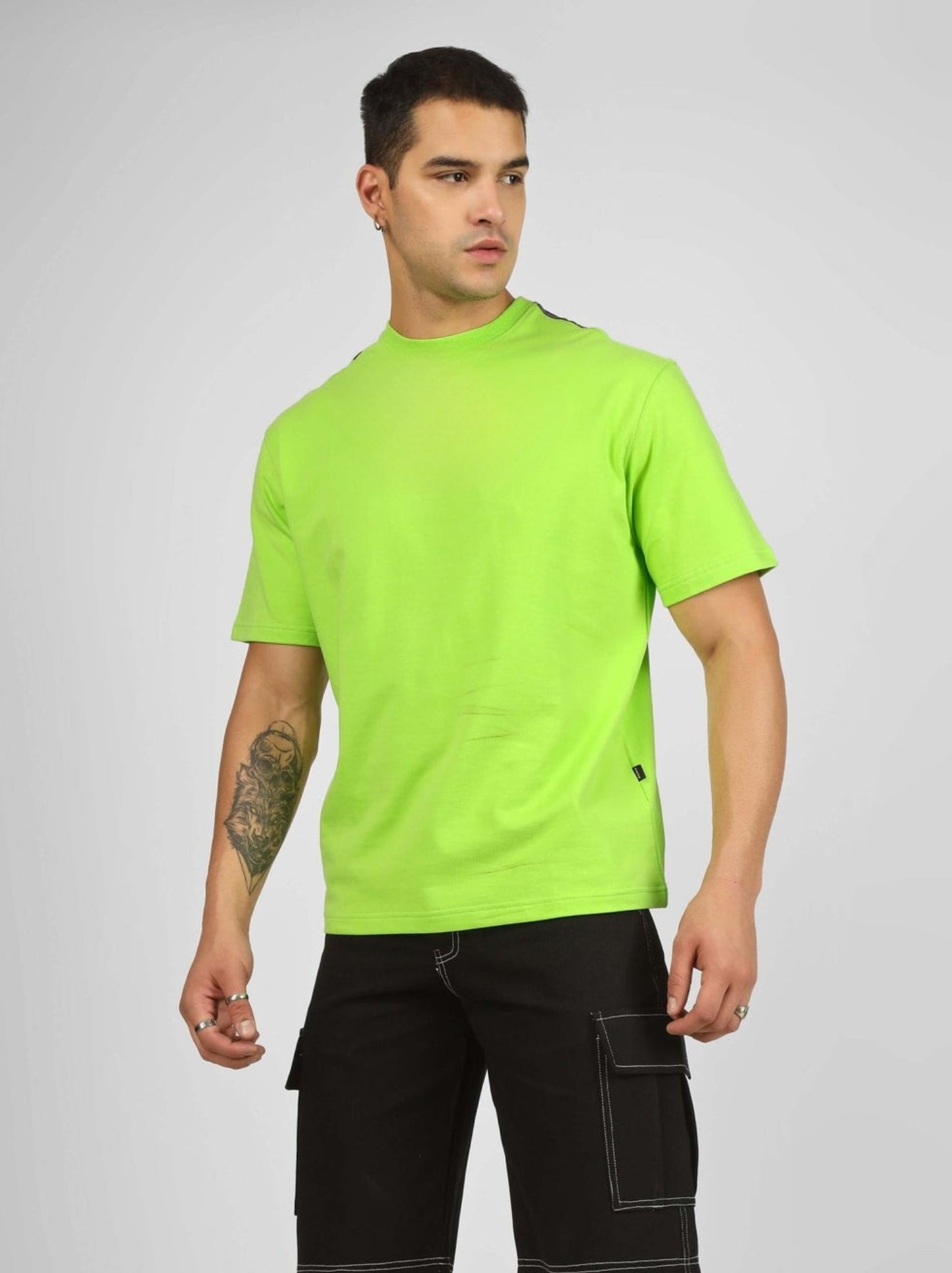 Genz-Classic Men's Neon Green Oversized Solid Cotton T-Shirt